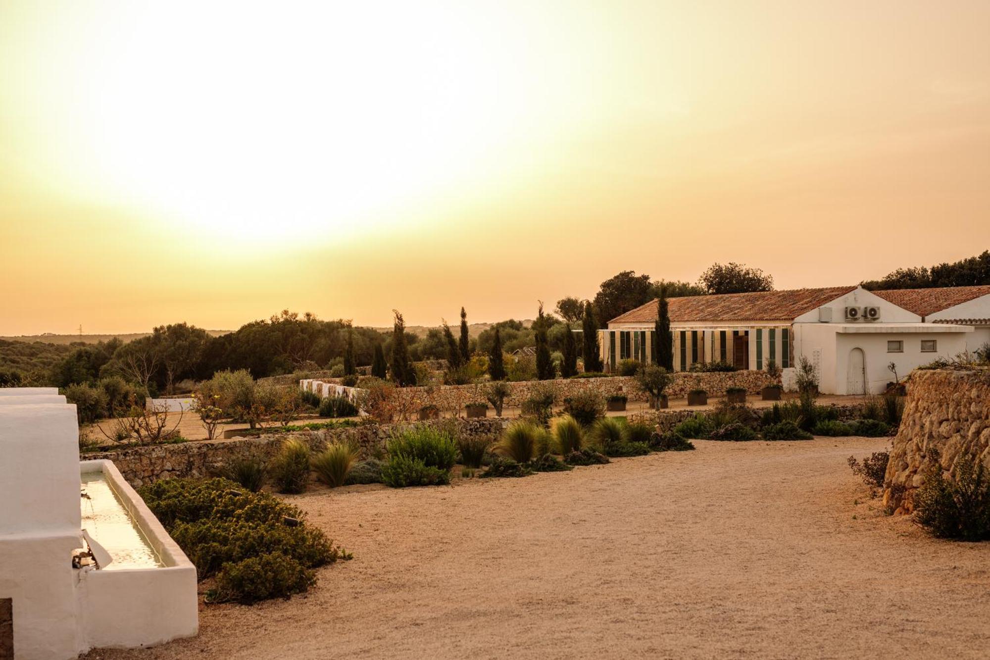 Amagatay Luxury Boutique Hotel - Adults Only Alaior Bagian luar foto