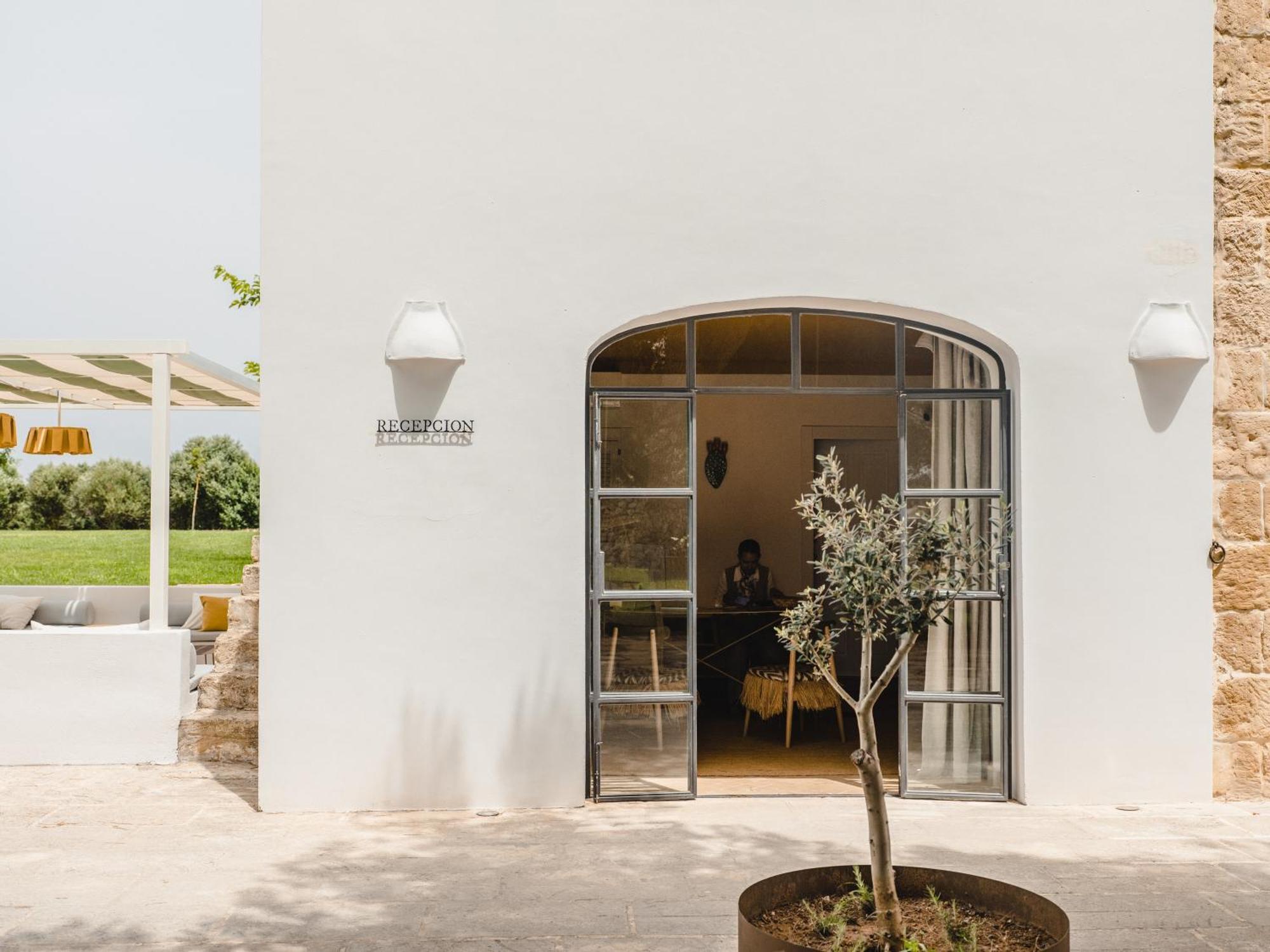 Amagatay Luxury Boutique Hotel - Adults Only Alaior Bagian luar foto